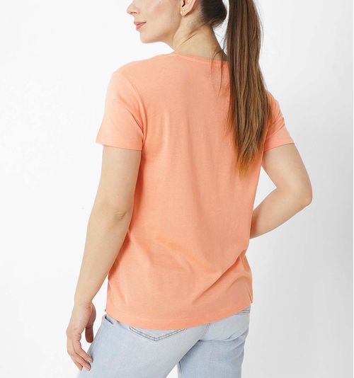 Remera para MUJER CAT SCRIPT V NECK TE PAPAYA PUNCH-WHITE
